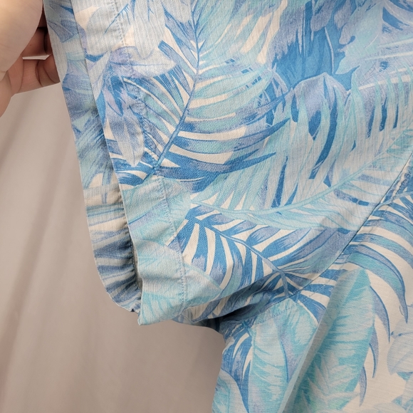Tommy Bahama Silk Botanical Hawaiian Print Polo Shirt - Picture 6 of 8